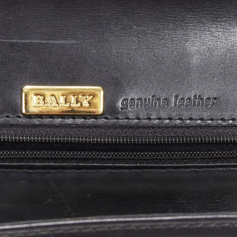 BALLY black smooth leather gold ring lock magnetic flap shoulder bag