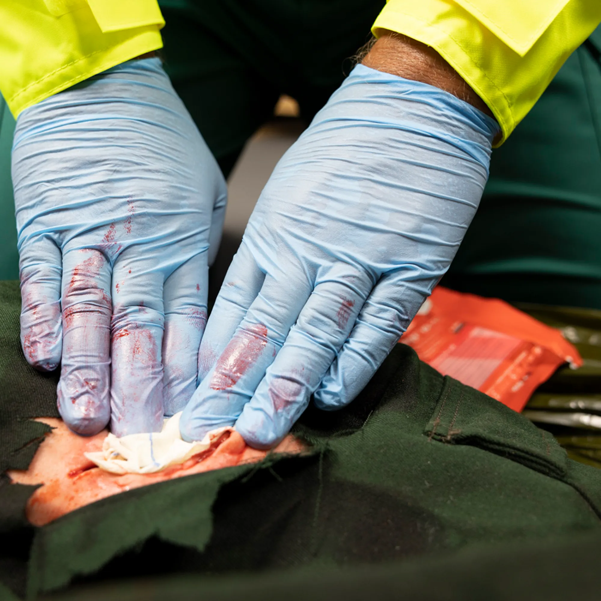 ChitoGauze® XR Pro Z-Fold Gauze