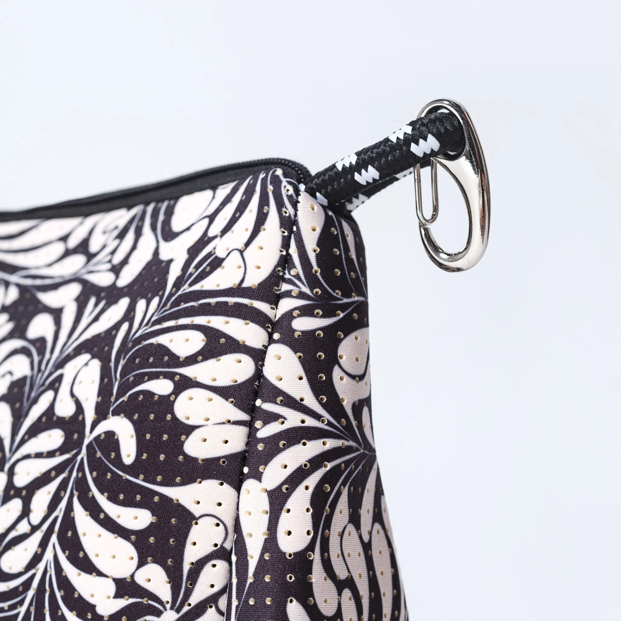 POUCH PALM DREAMS BLACK