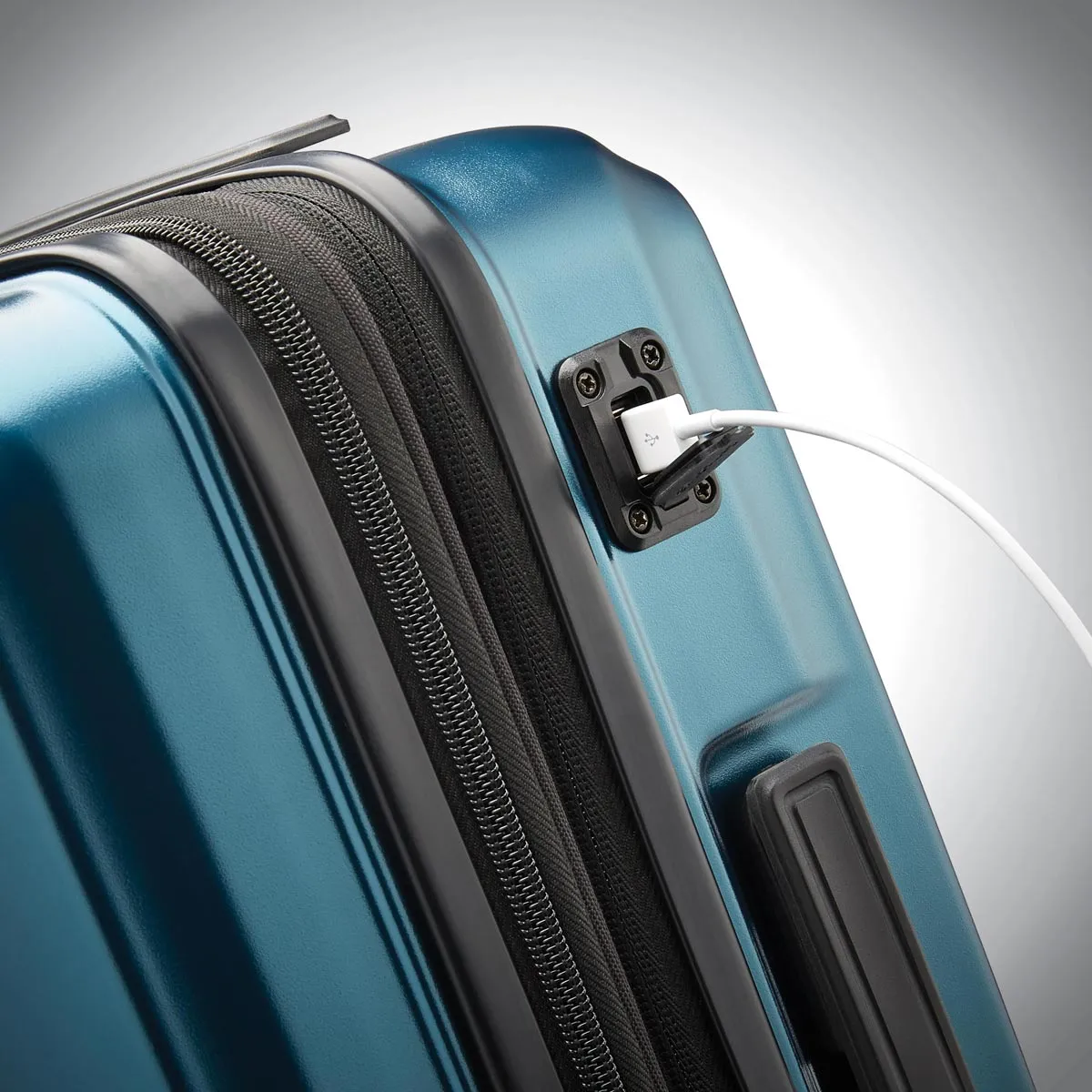 Samsonite Octiv Carry On Spinner