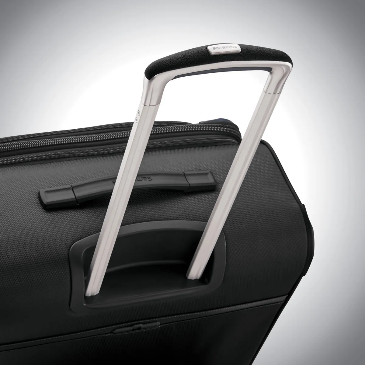 Samsonite Solyte DLX Carry On Expandable Spinner