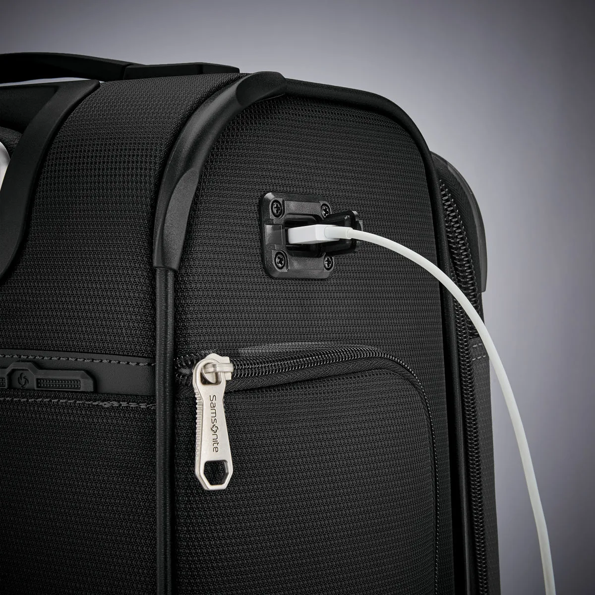 Samsonite Solyte DLX Carry On Expandable Spinner