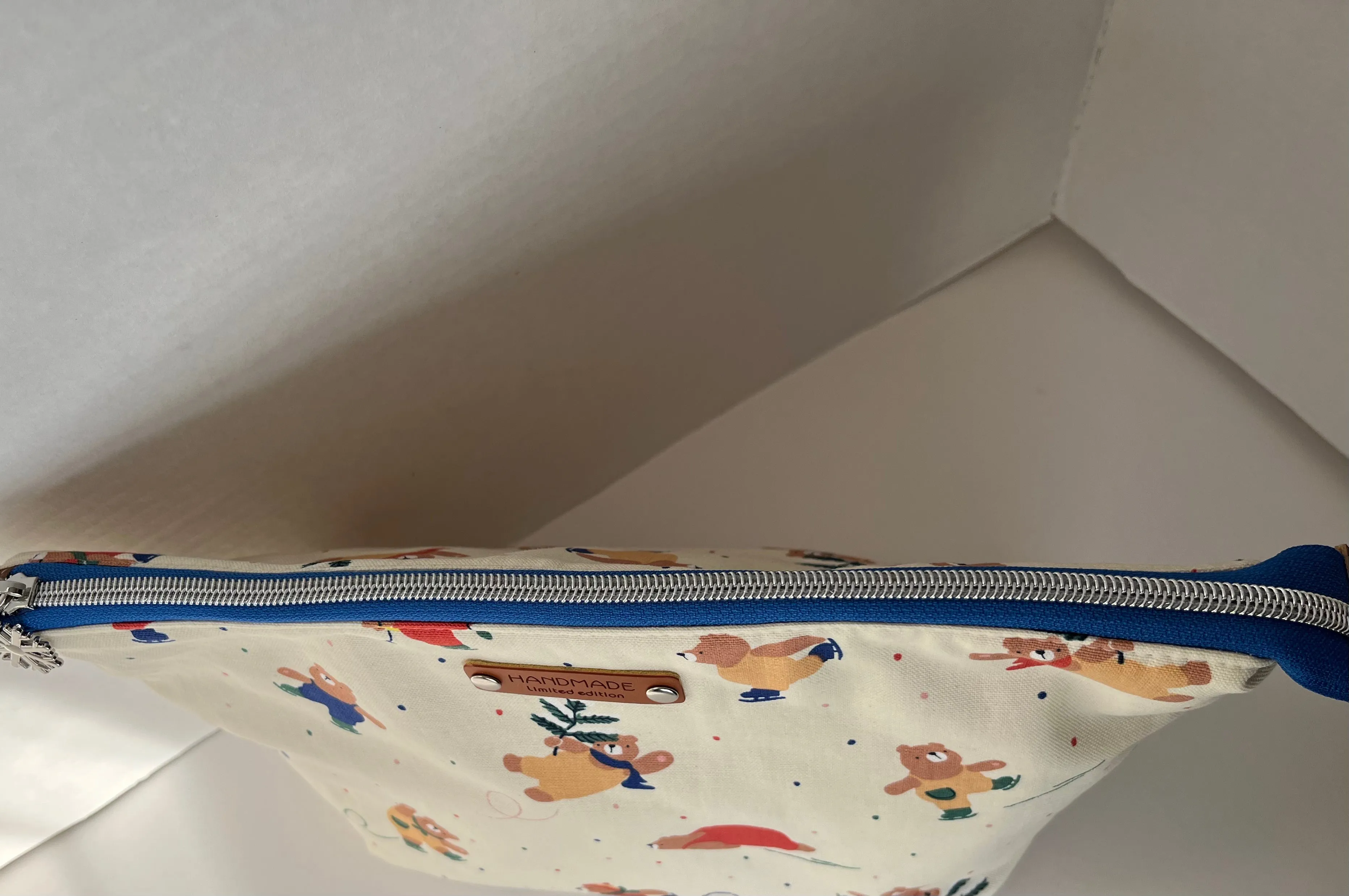 Winter Holiday Bears Large Cosmetics Bag,Toiletry Bag